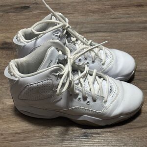 Youth Air Jordan B’Loyal Size 7Y